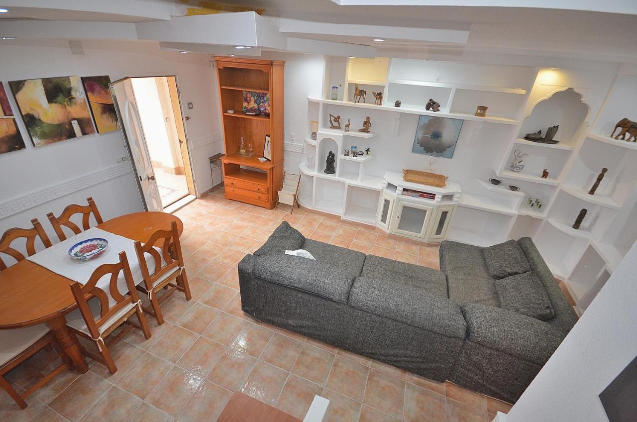 Agradable Adosado Con Piscina, Duchas Hidromasaje Villa ตอร์เรเวียคา ภายนอก รูปภาพ